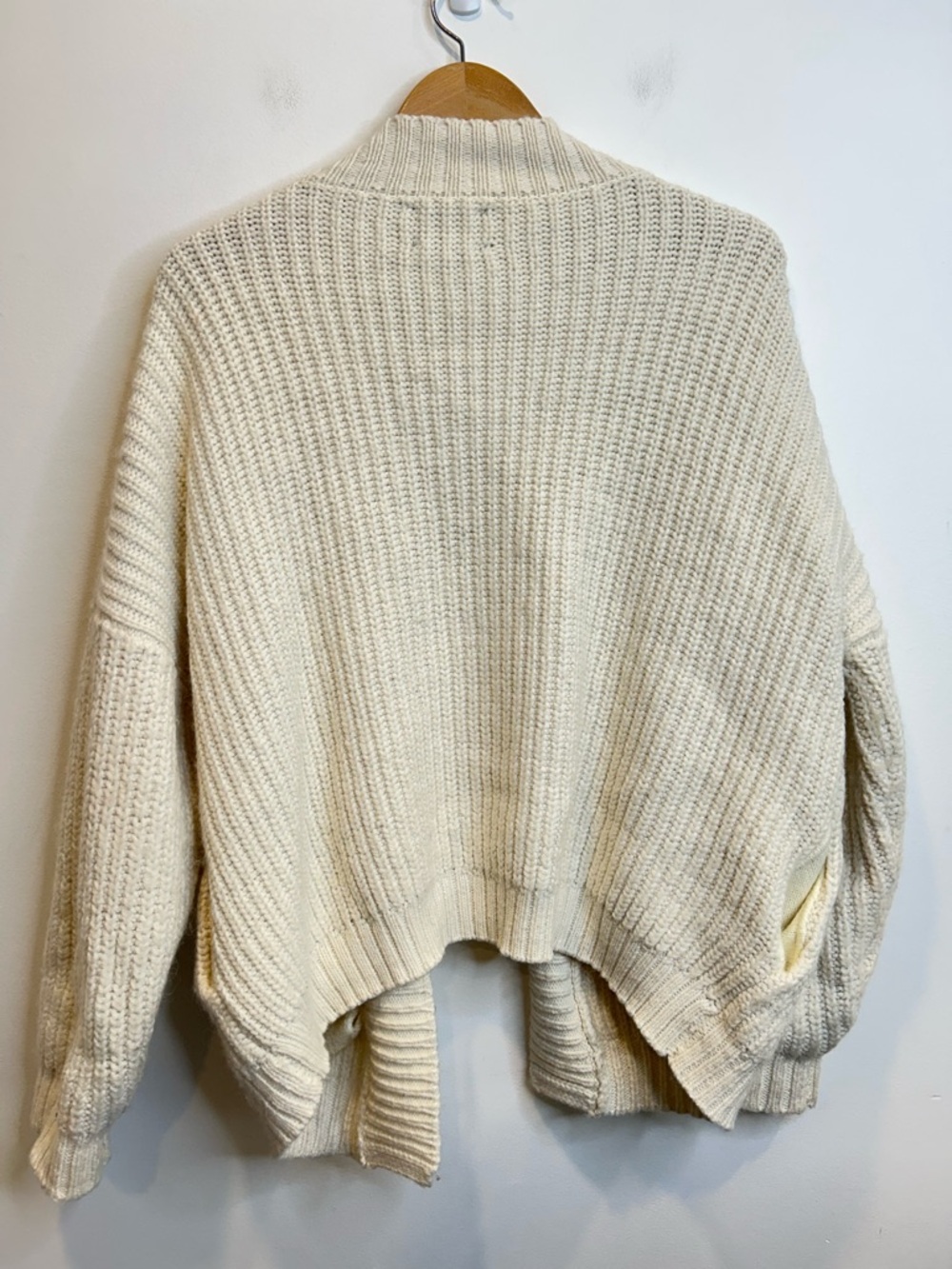 Roots Chunky Knit Open-Front Cardigan Wool Blend Cream - Picture 6 of 6